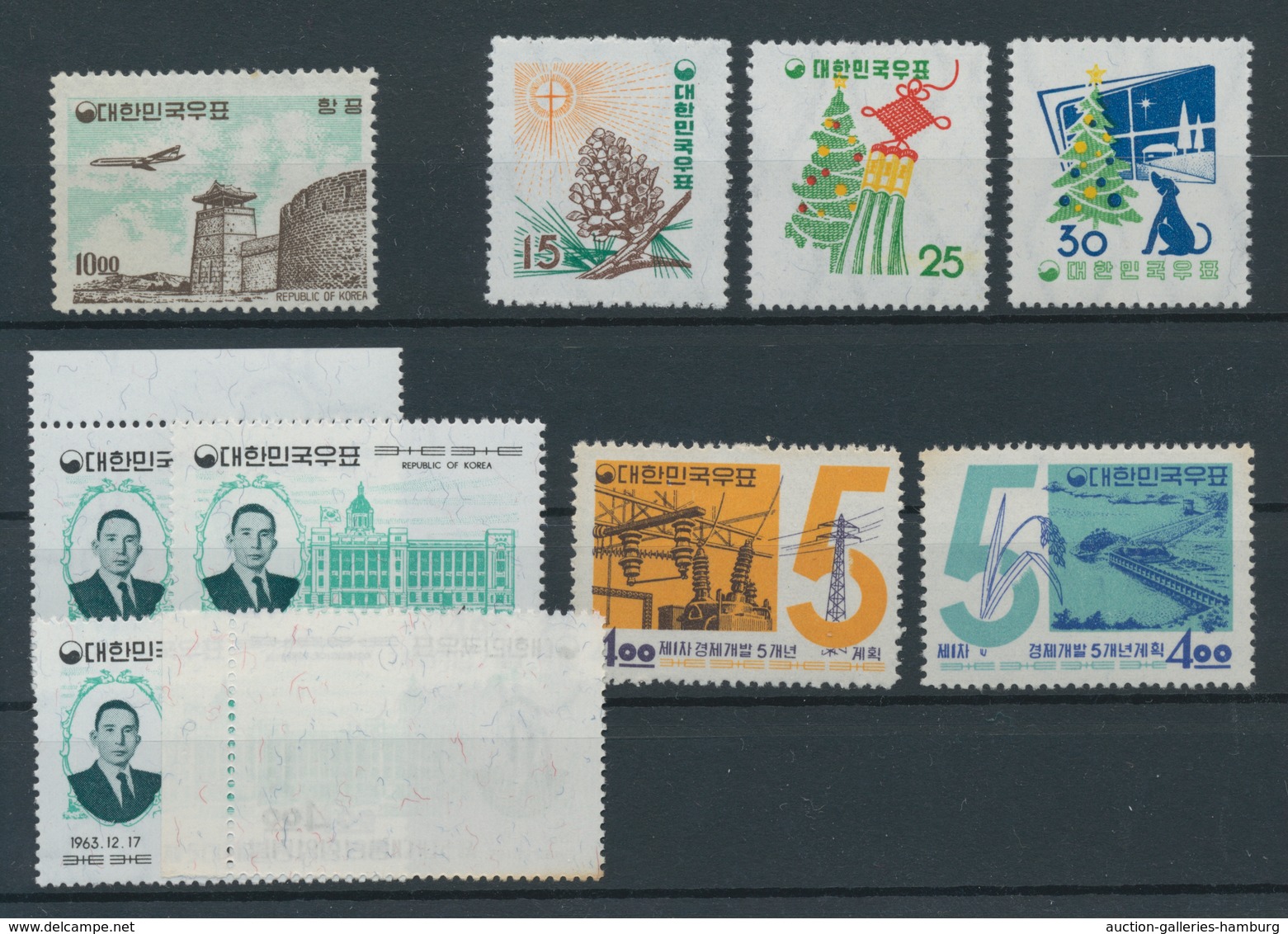 Korea-Süd: 1952 -1966. Teils Duplizierte, Postfrische Partie Auf Steckkarten Mit Diversen Besseren S - Korea, South