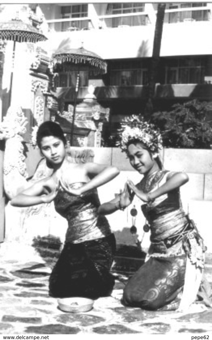 Bali - Jeunes Danseuses - Cpsm - Indonesien