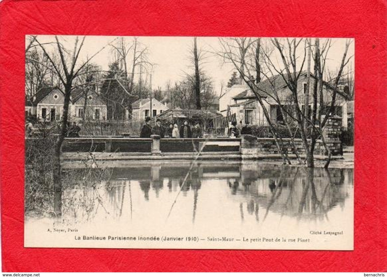 LA BANLIEUE PARISIENNE  INONDEE ( Janvier 1910 )   - SAINT - MAUR Le Petit Pont De La Ruepinet           75 - Inondations De 1910