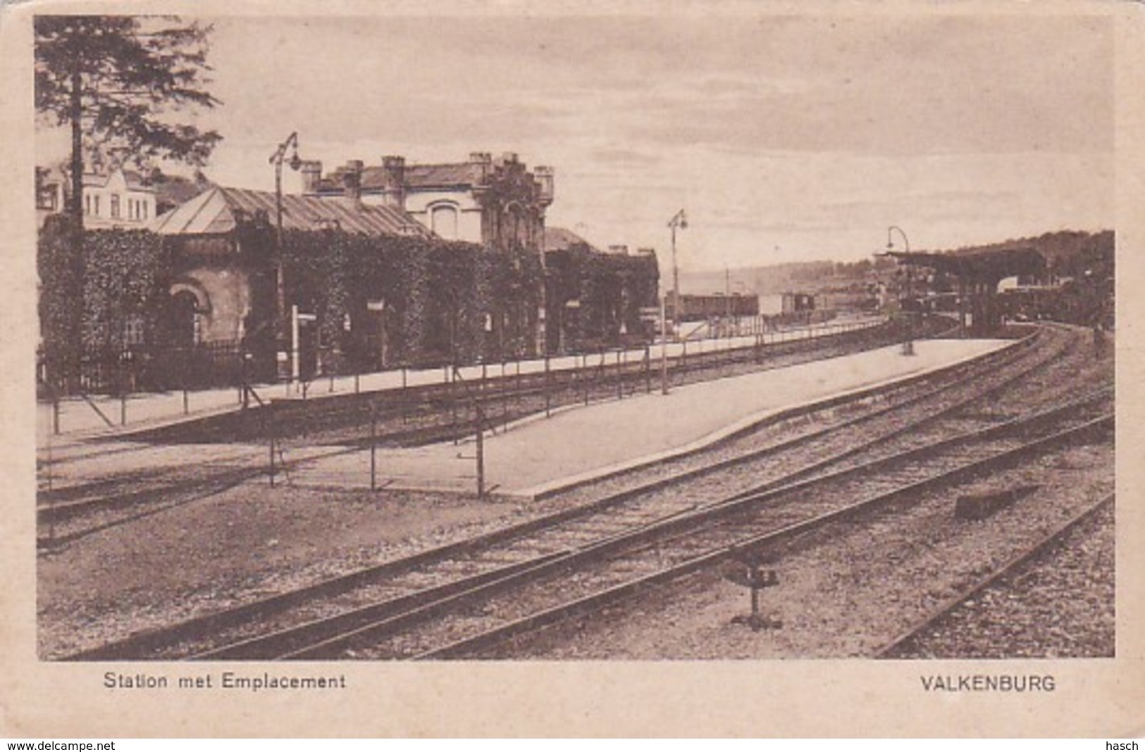 2606356Valkenburg, Station Met Emplacement.(minuscule Vouwen In De Hoeken) - Valkenburg