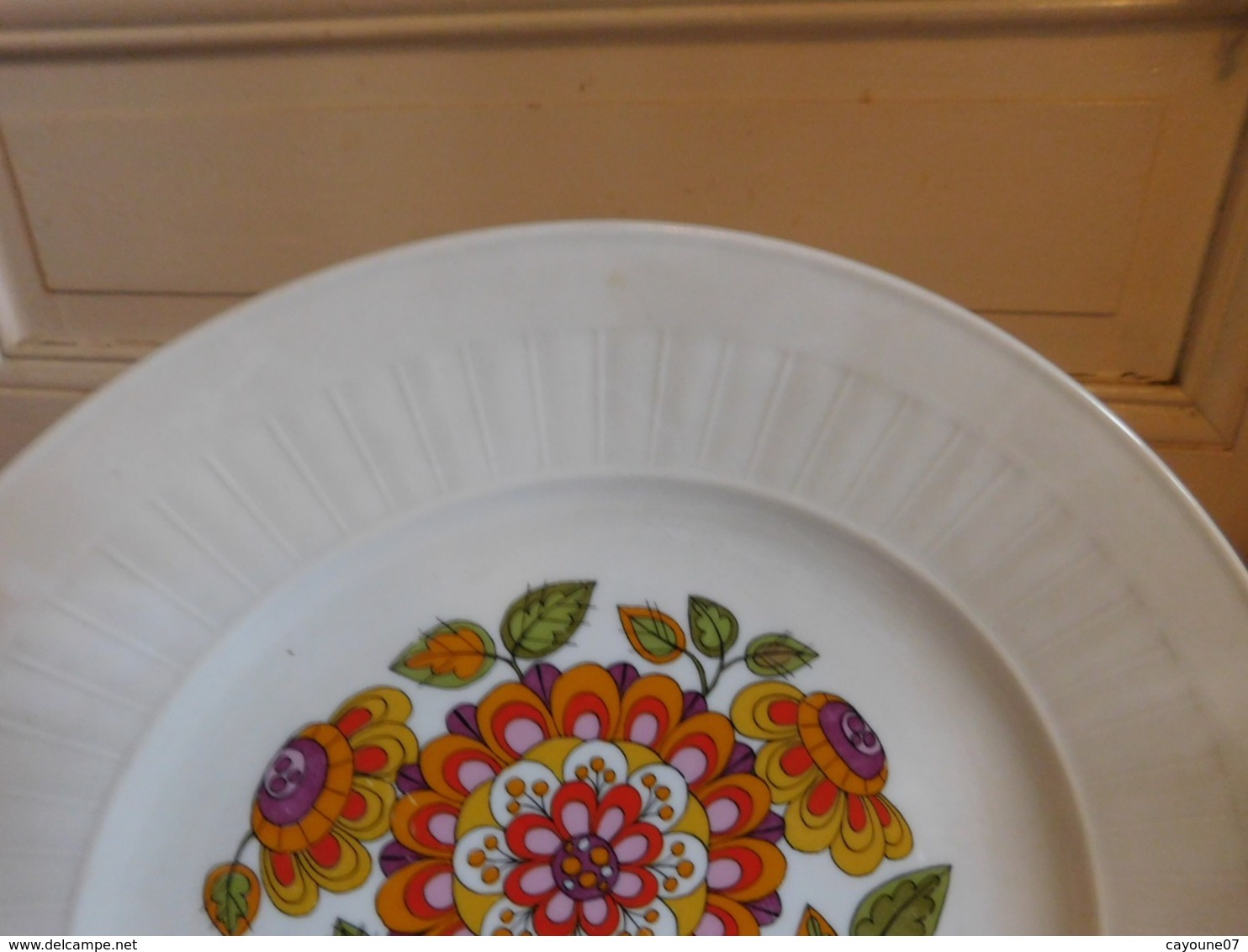 Plat Rond De Service Porcelaine Seltmann Weiden Bavaria Vintage Seventies - Seltmann-Weiden (DEU)