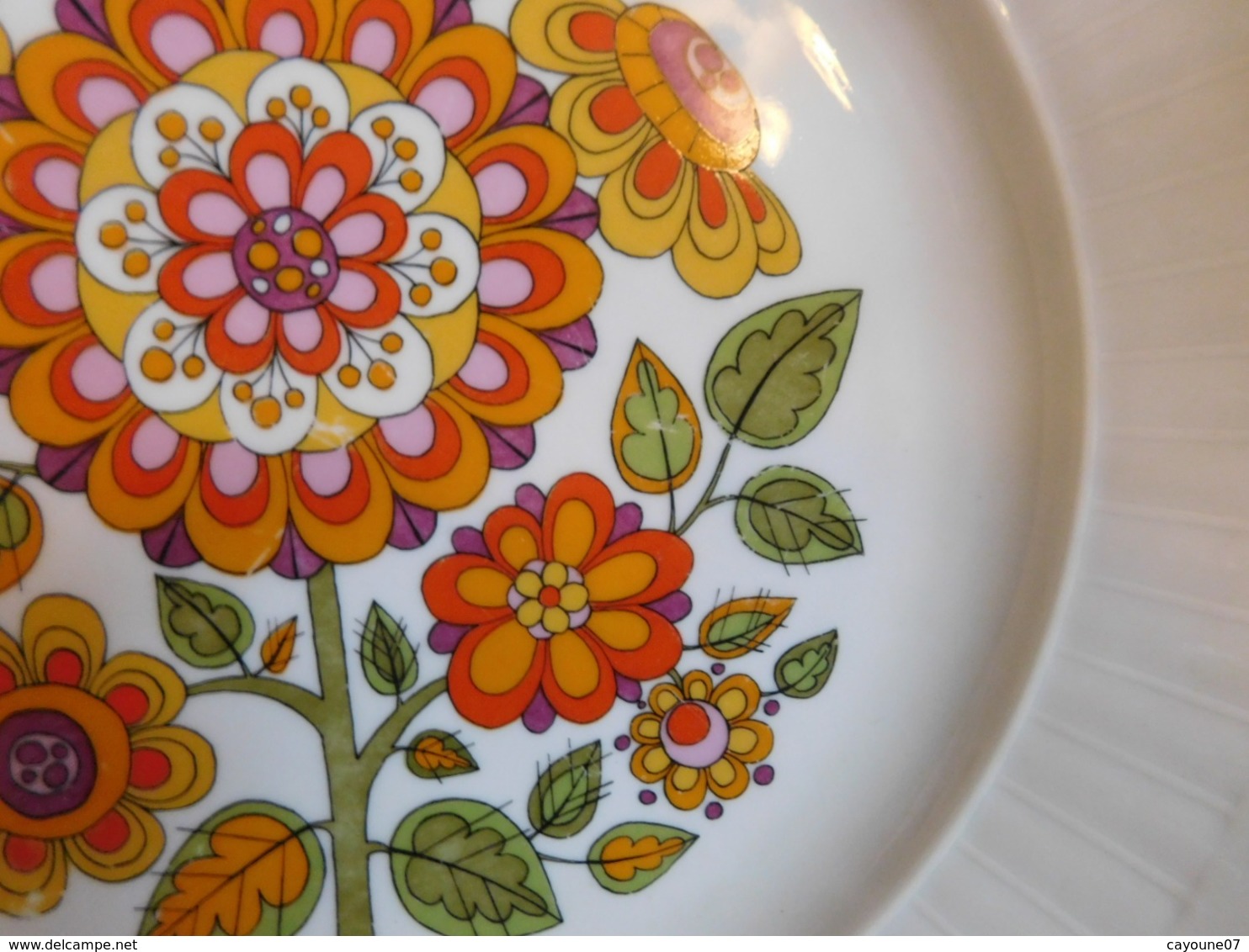 Plat rond de service porcelaine Seltmann Weiden Bavaria vintage seventies