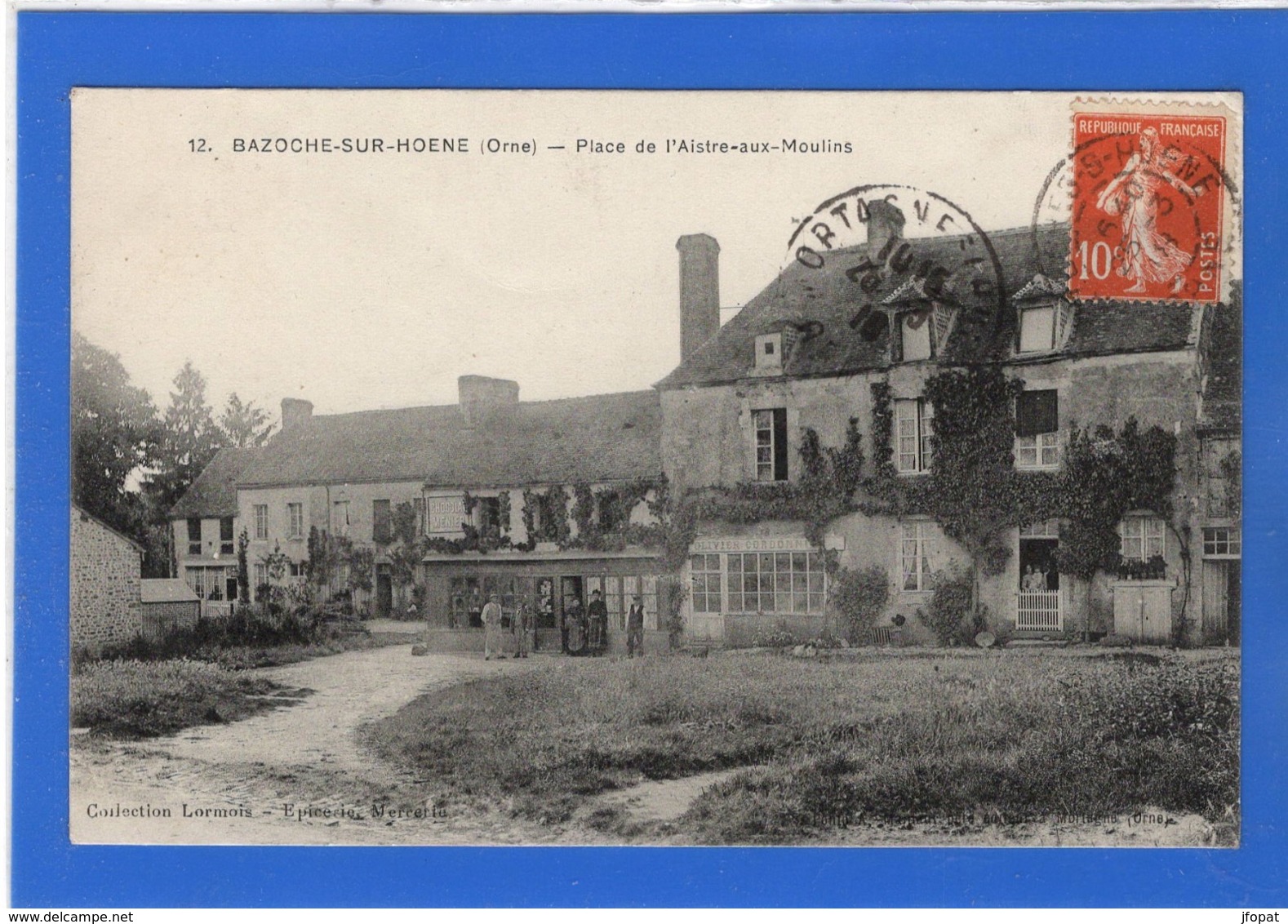 61 ORNE - BAZOCHE SUR HOENE Place De L'Aistre Aux Moulins - Bazoches Sur Hoene