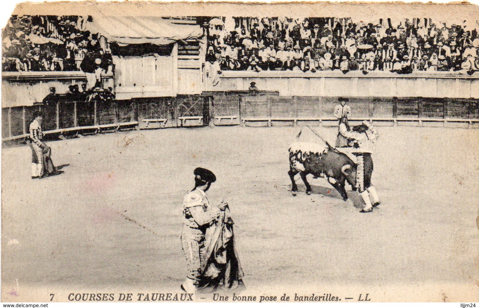 - Courses De Taureaux - Une Bonne Pose De Banderilles - - Corridas