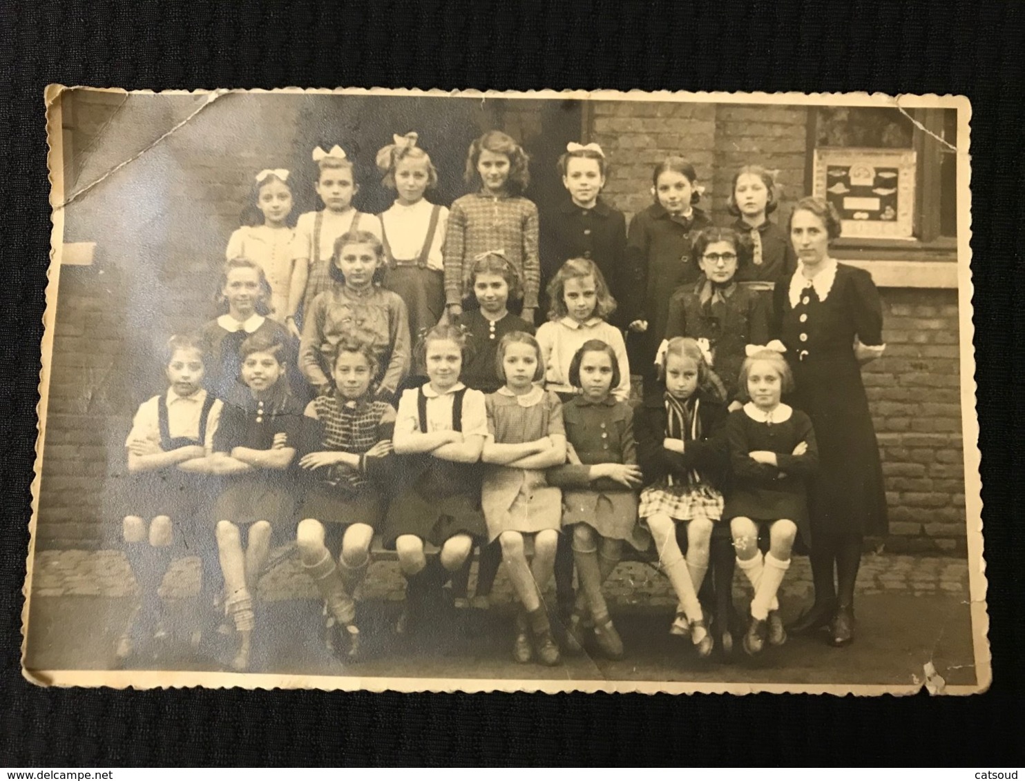 Carte Postale Ancienne Photographie  CLASSE DE FILLESSt GILLES - Personnes Anonymes