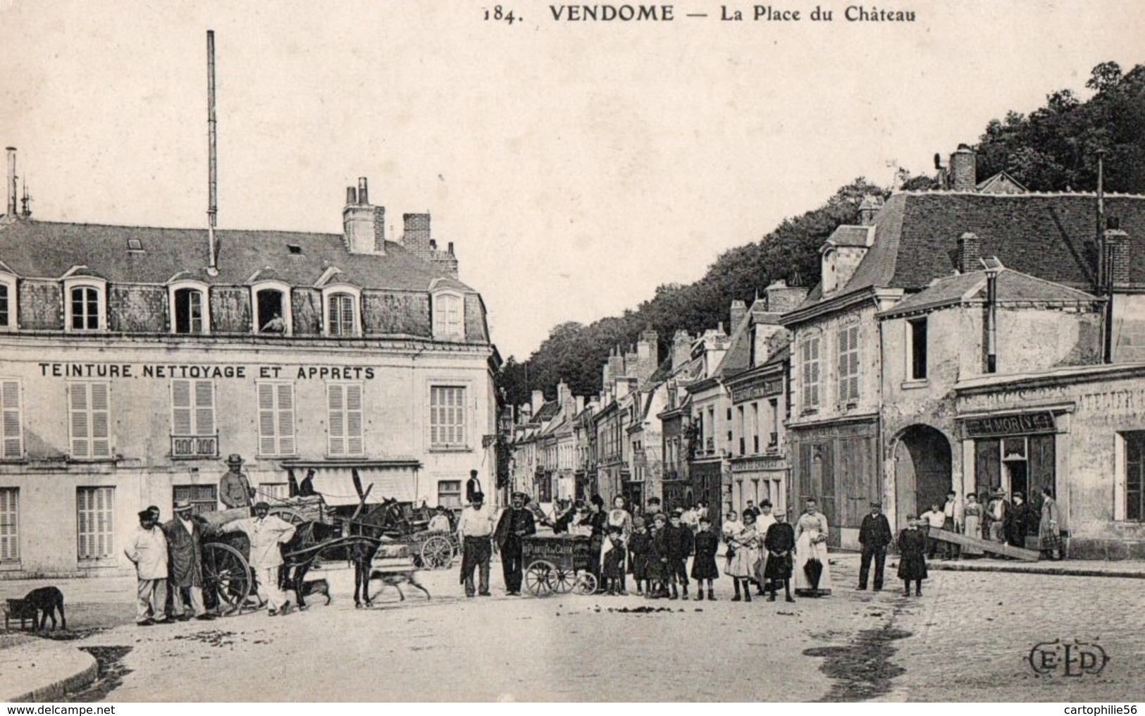 41 - VENDOME - 184 - La Place Du Château - Vendome