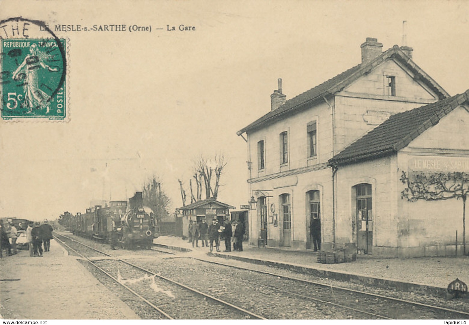 AP 189 /  C P A -   LE MESLE-SUR -SARTHE  (61)   LA GARE - Le Mêle-sur-Sarthe