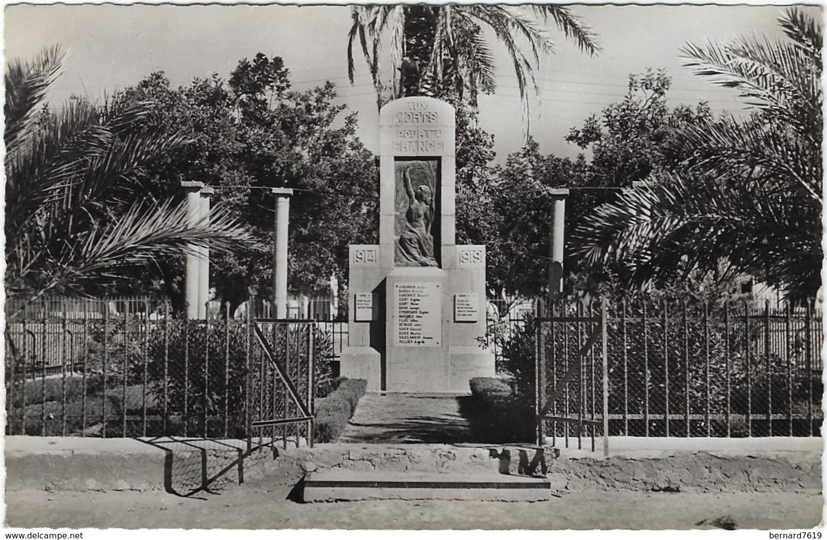 Algerie  Dombasle  Le Monument Aux Morts - Autres & Non Classés