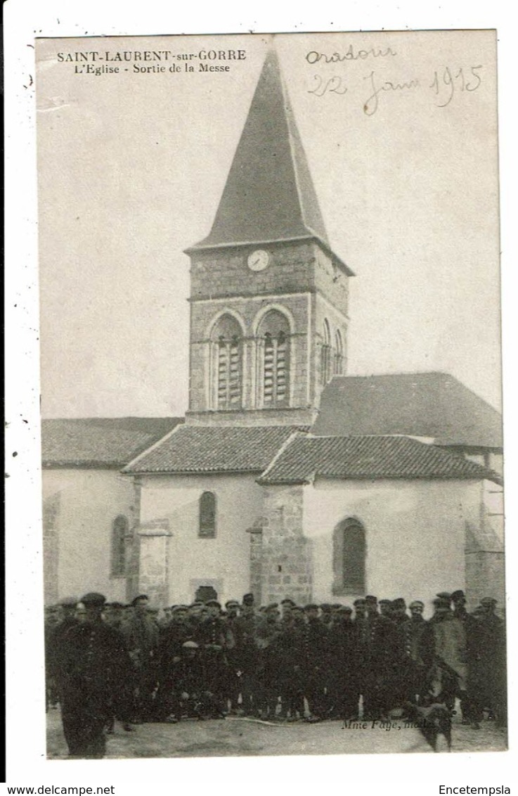 CPA-Carte Postale -France- Saint Laurent Sur Gorre L'église à La Sortie De La Messe  En 1915 VM8036 - Saint Laurent Sur Gorre