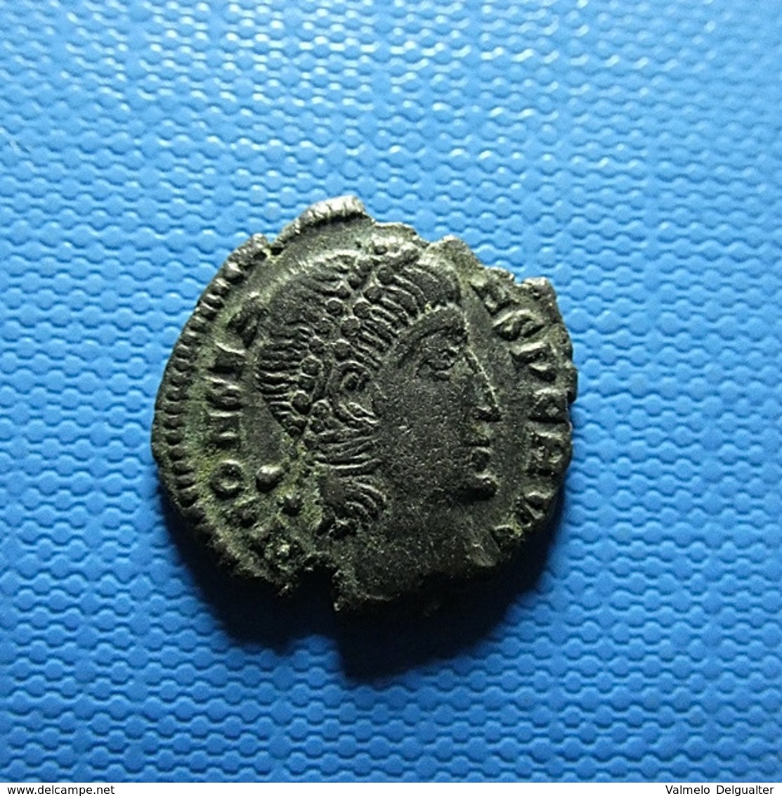 Roman Coin To Identify - Andere & Zonder Classificatie