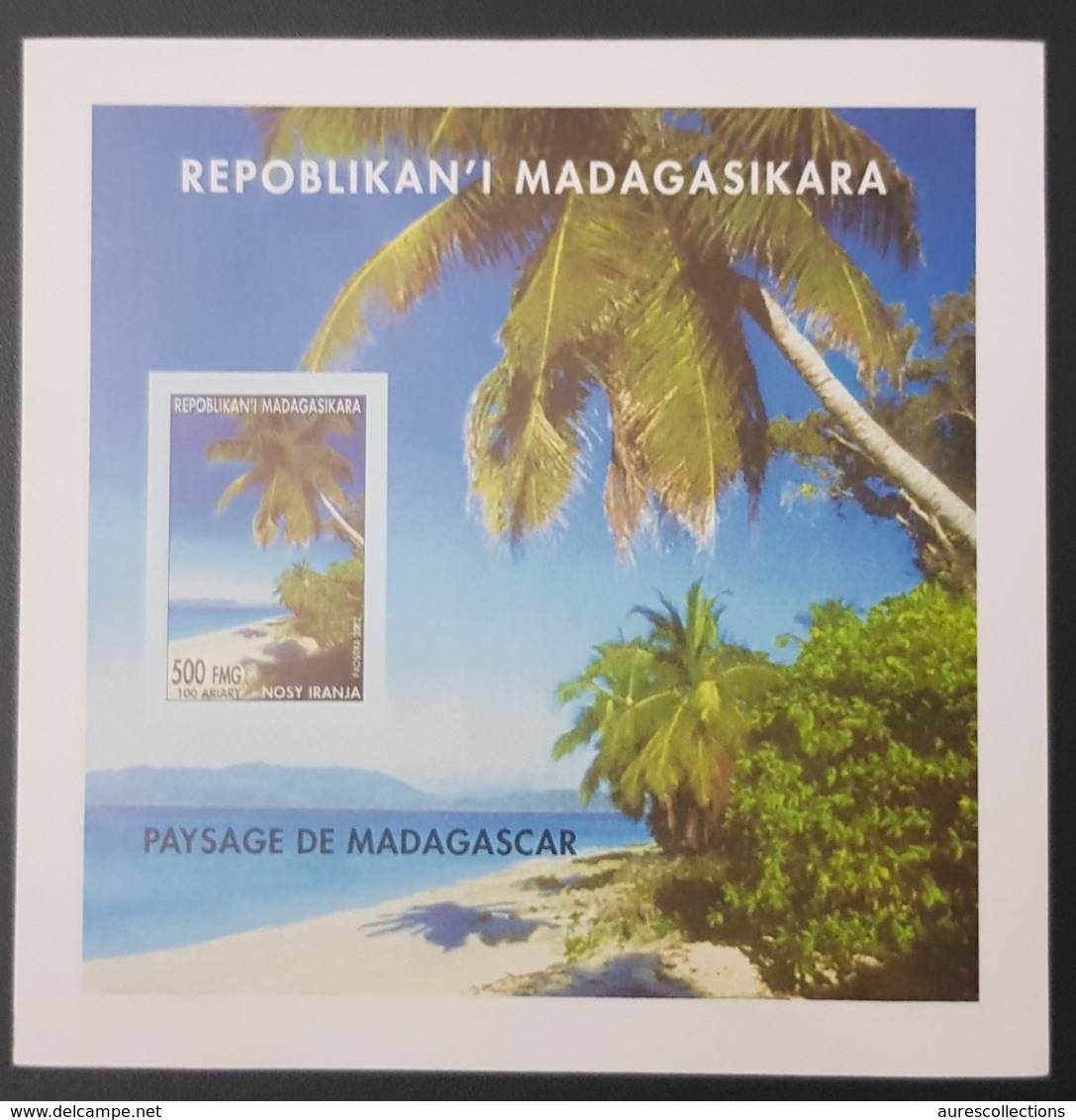 MADAGASCAR 2002 - LUXURY SHEET IMPERF BLOC ND - LANDSCAPE PAYSAGE NOSY IRANJA MNH - Hotel- & Gaststättengewerbe