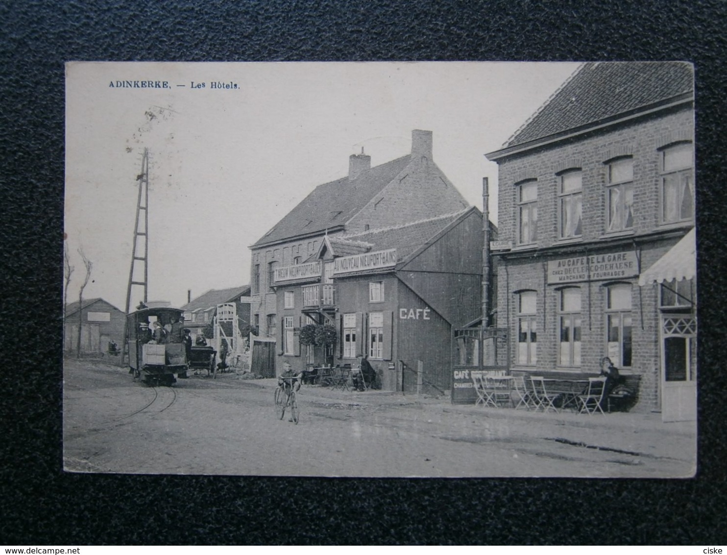 De Panne : Adinkerke Les Hotels ( Café De La Gare - Tram ) TOP !!!! 1931 - De Panne