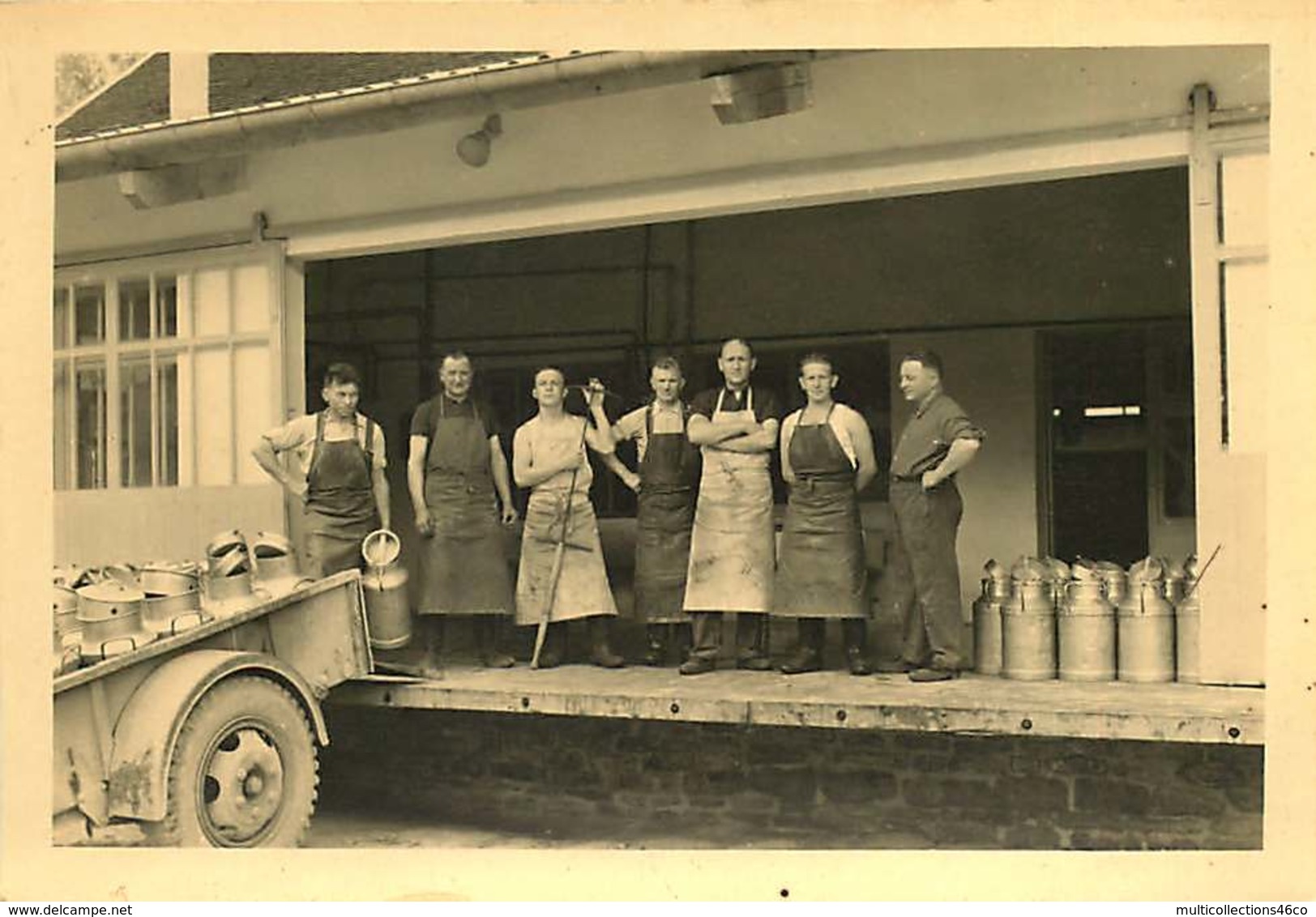 241019B - Vers 1930 PHOTO MARCUS à LAIGNES - Coopérative Laitière De La Vallée De L'Ource - Laiterie Laitier Ouvrier - Andere & Zonder Classificatie