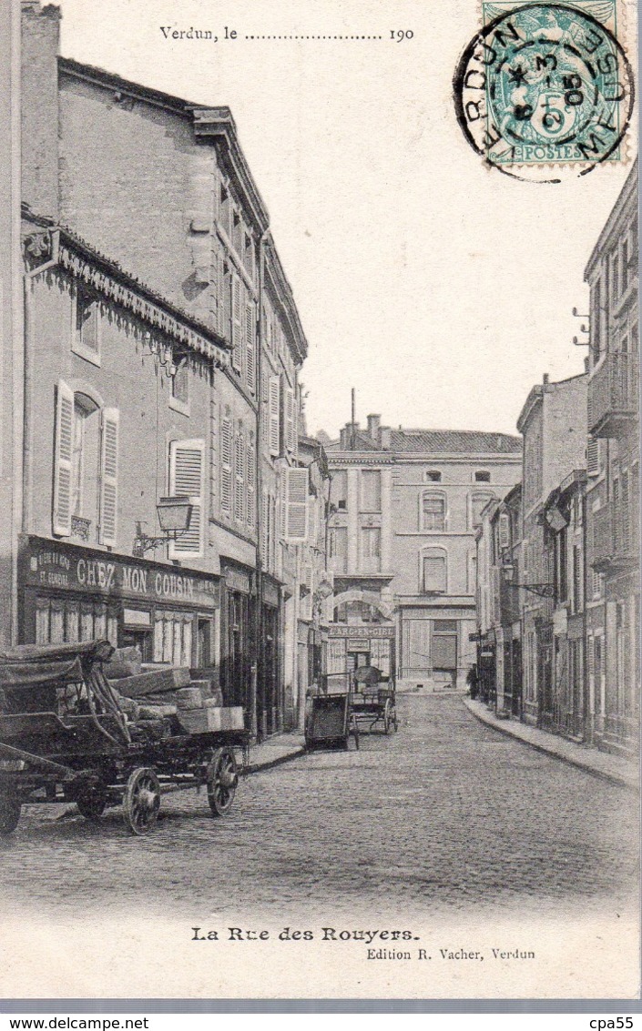 VERDUN  -  La Rue Des Rouyers  -  Attelages - Verdun