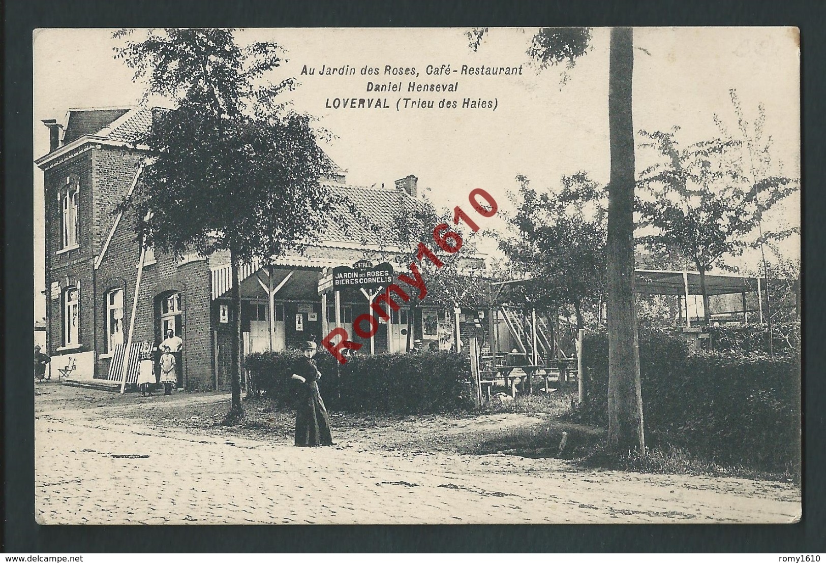 LOVERVAL. Entrée Du Café -Restaurant "Au Jardin Des Roses" Bières Cornelis. Animée. - Gerpinnes