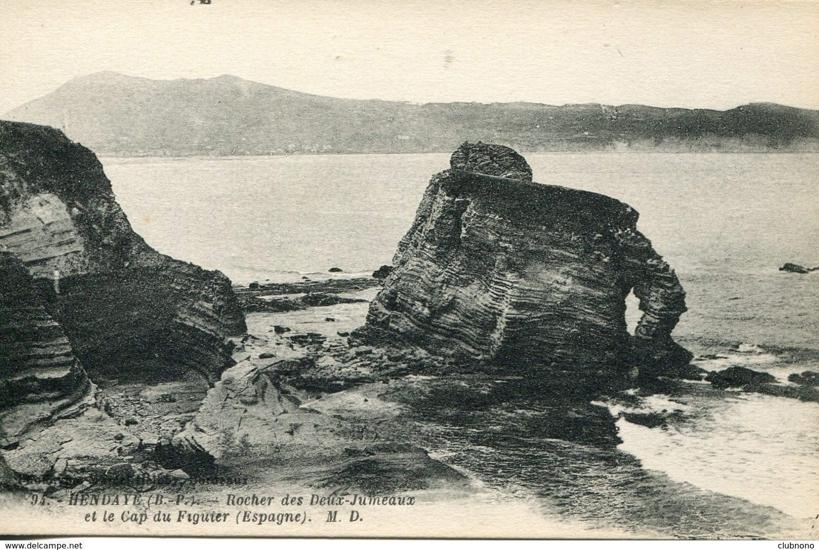 CPA - HENDAYE - ROCHER DES DEUX-JUMEAUX ET CAP DU FIGUIER - Hendaye