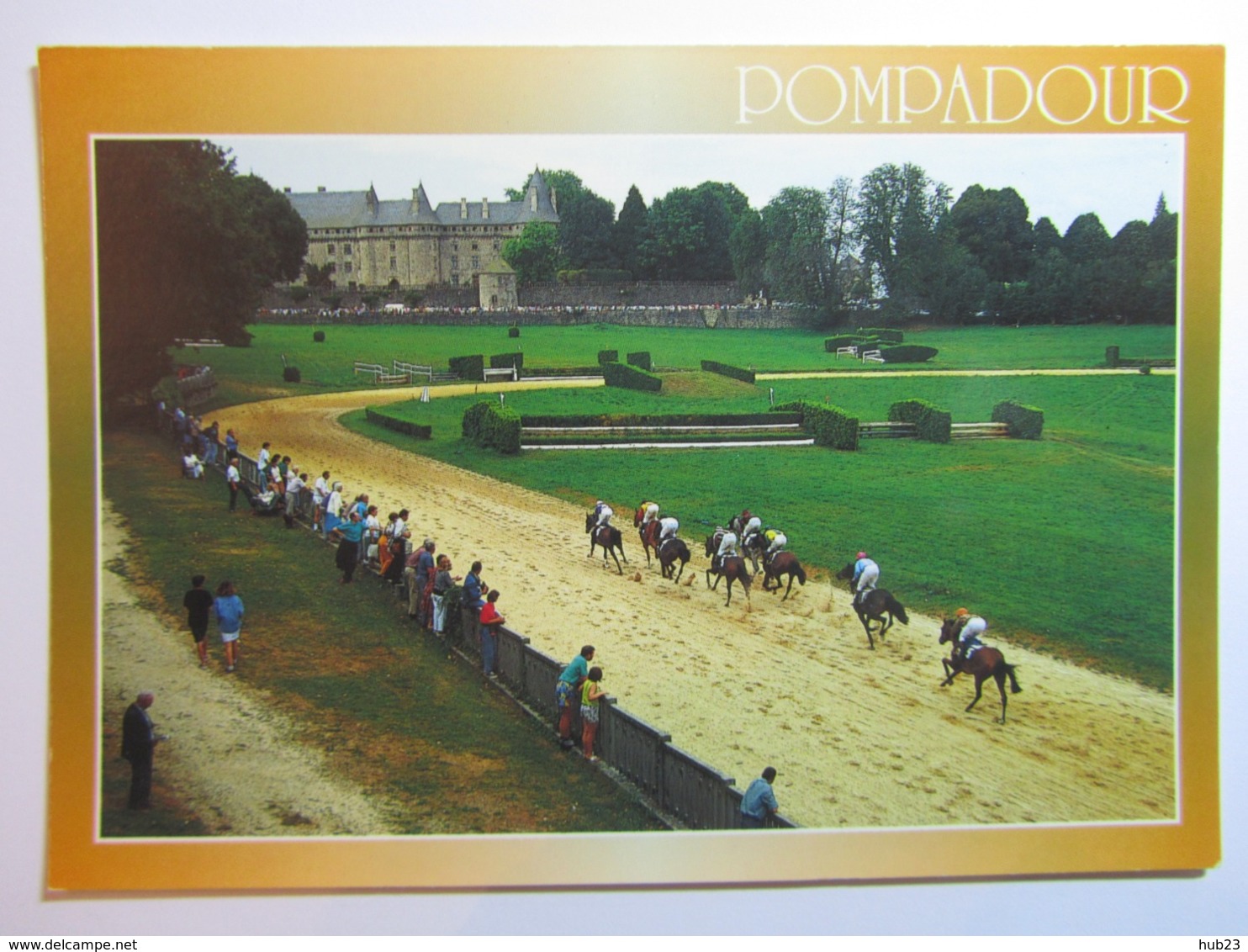 POMPADOUR, Jour De Courses Sur L'hippodrome - Arnac Pompadour
