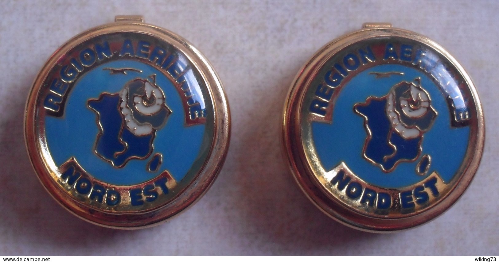 Paire De Boutons De Manchette Région Aérienne Nord Est - Armée De L' Air Française - Aviation - Buttons