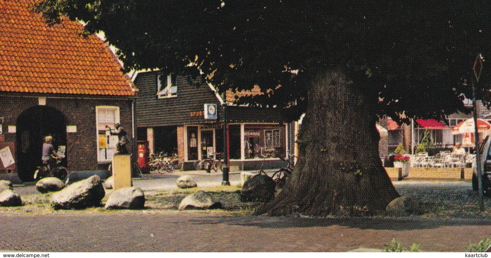 Groeten Uit Hellendoorn - Fietsenwinkel 'Gazelle' Neon, Met Oude Benzinepomp, Boerderijen - Hellendoorn