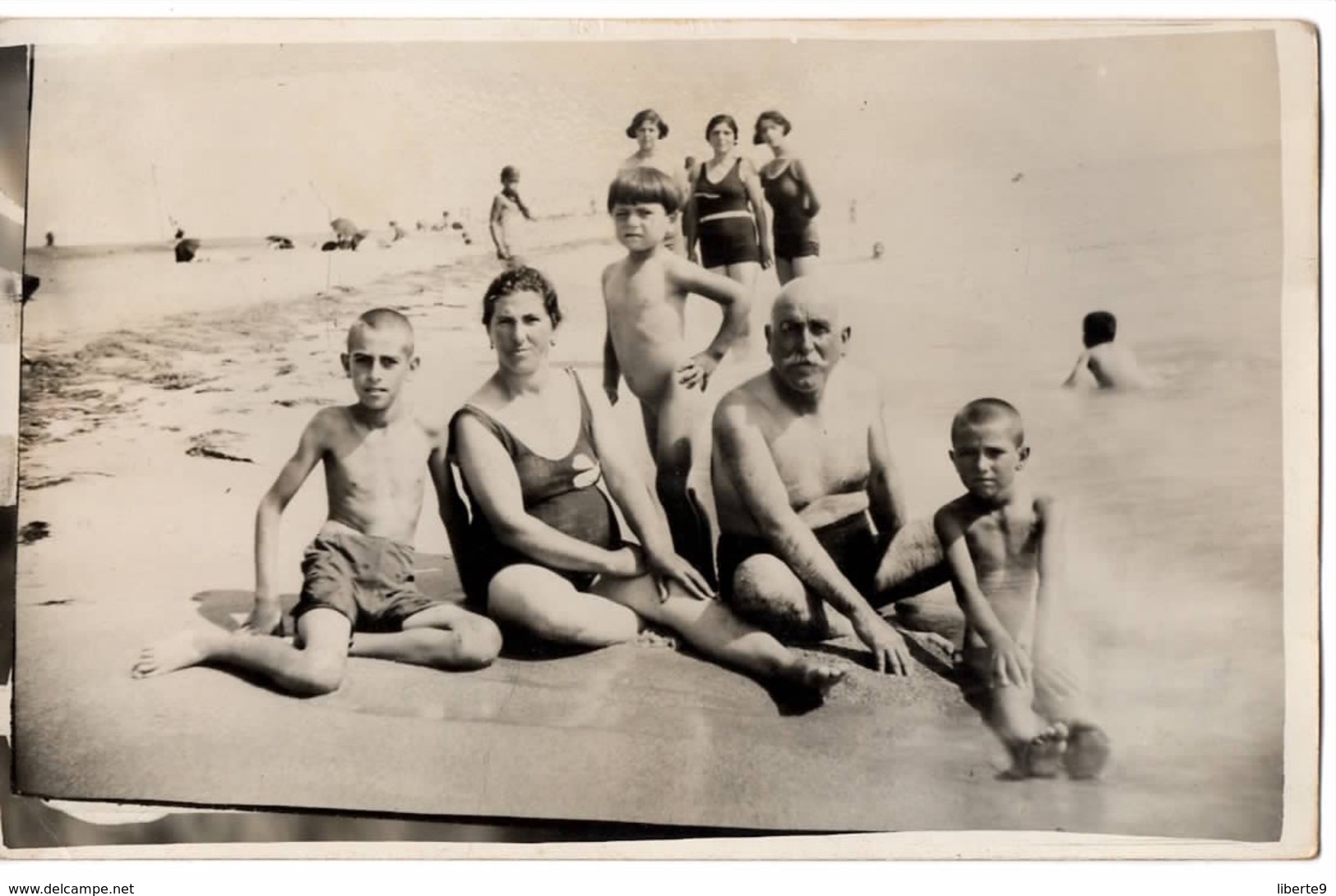 Varna ? C.1930  La Plage Maillot De Bain Photo Carte Famille  Enfants Garçonnet Fillette - Bulgarie Mer Noire - Bulgaria