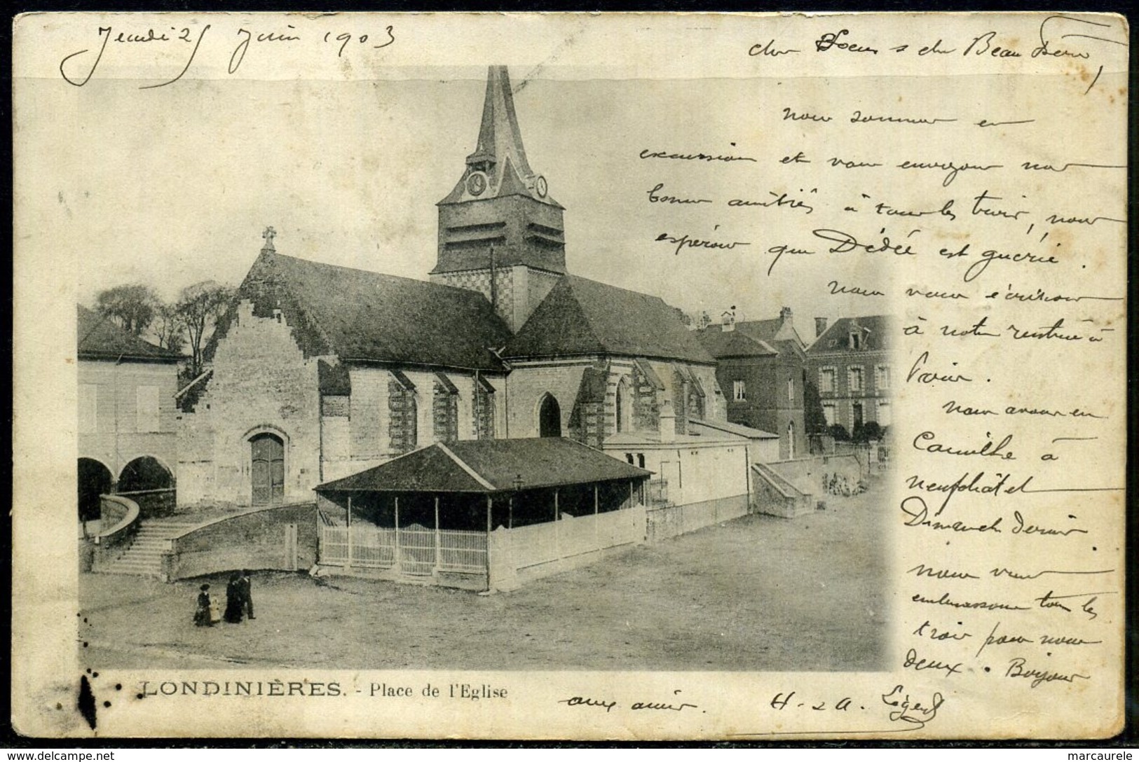 Cpa   Londinières  Place De L'église - Londinières