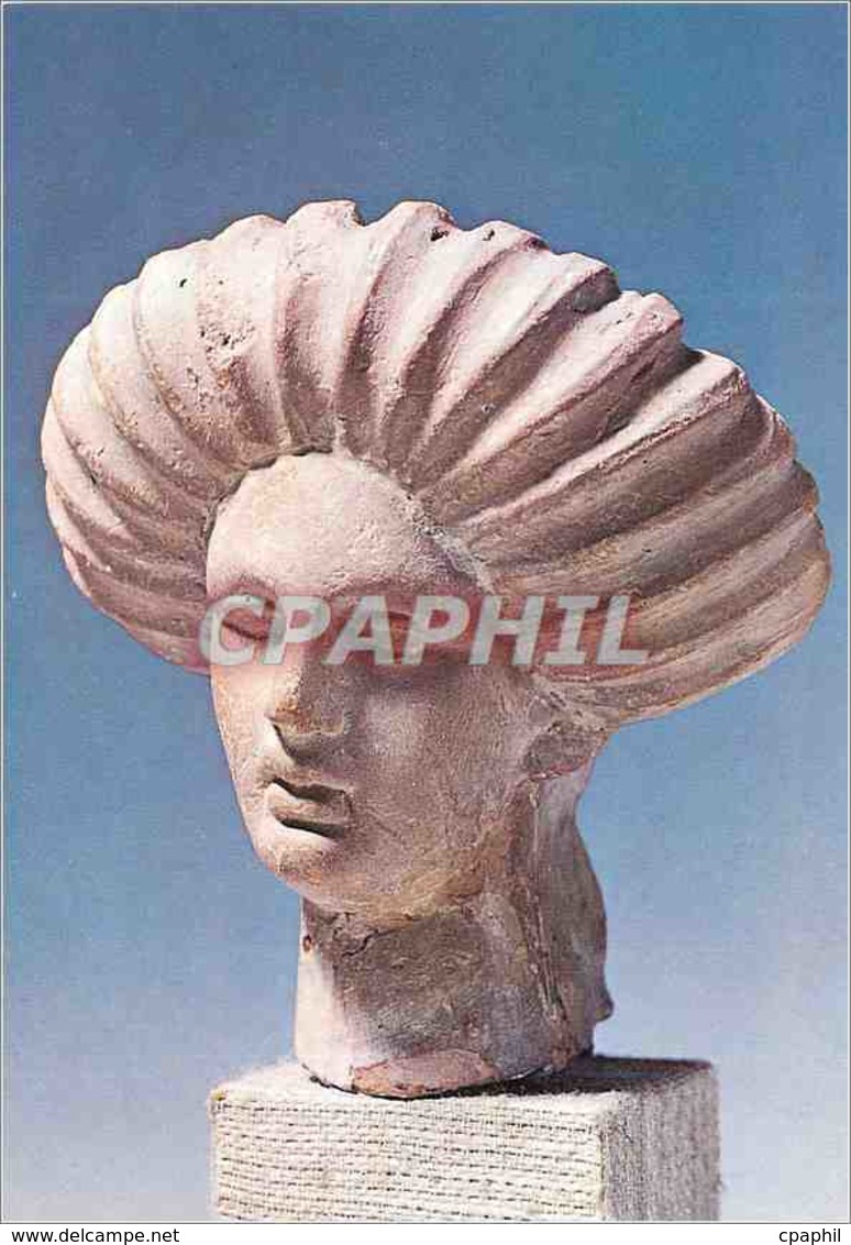 CPM Paris Musee Du Louvre Jeune Femme Avec Haute Coiffure Myrina Ier Siecle Ap JC Terre Cuite - Louvre