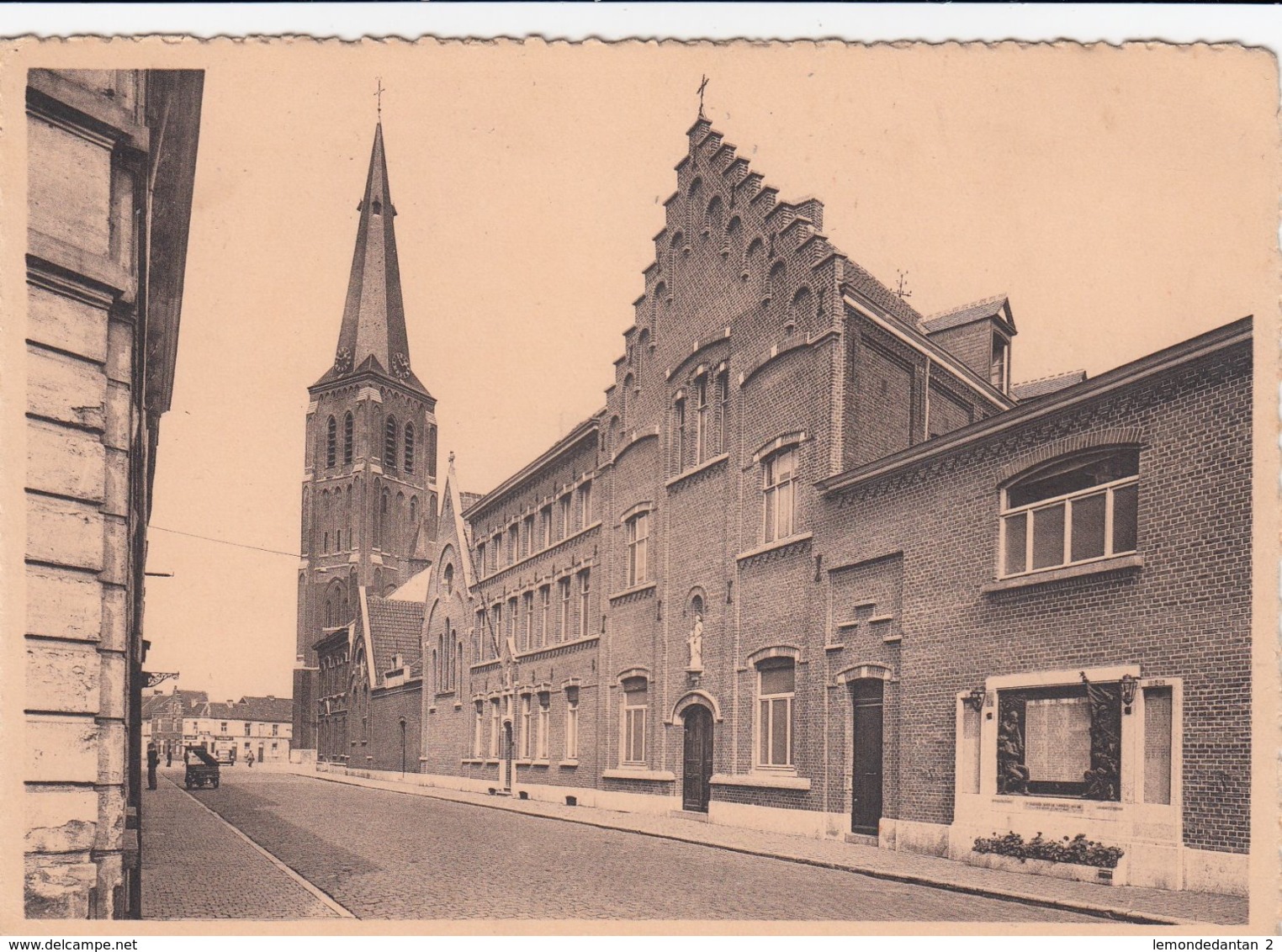 St-Amandsberg - Instituut O.L.V. Visitatie - Voorgevel - Gent