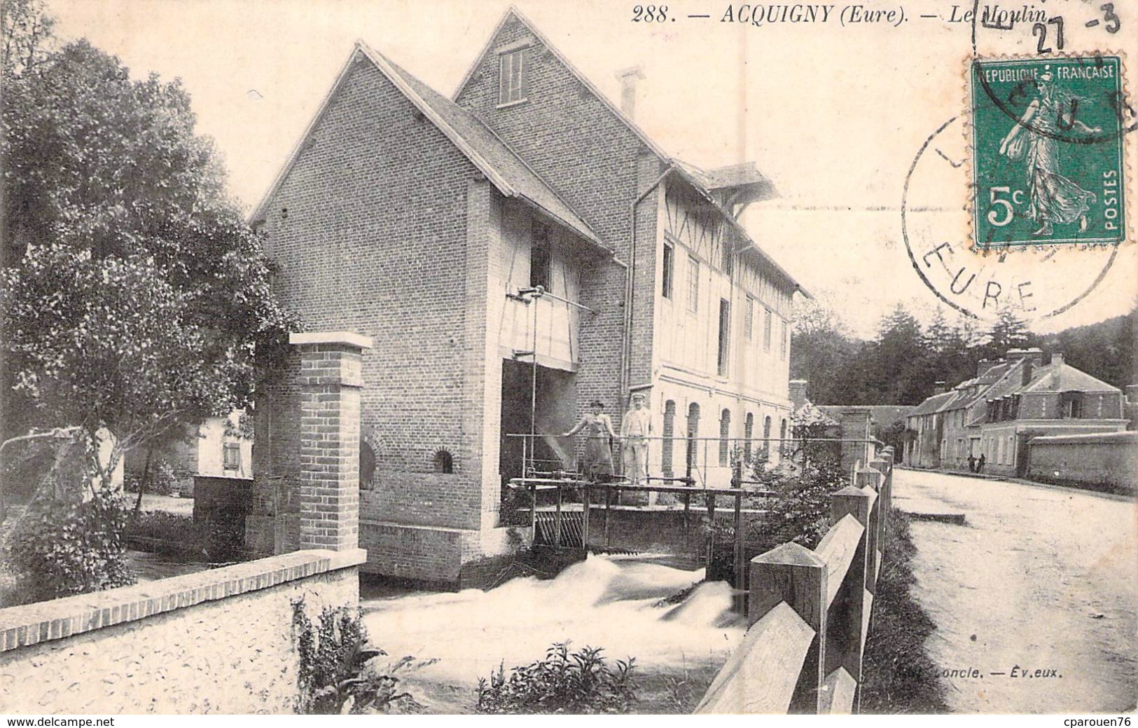 C P A 27  Acquigny Le Moulin  Normandie - Acquigny