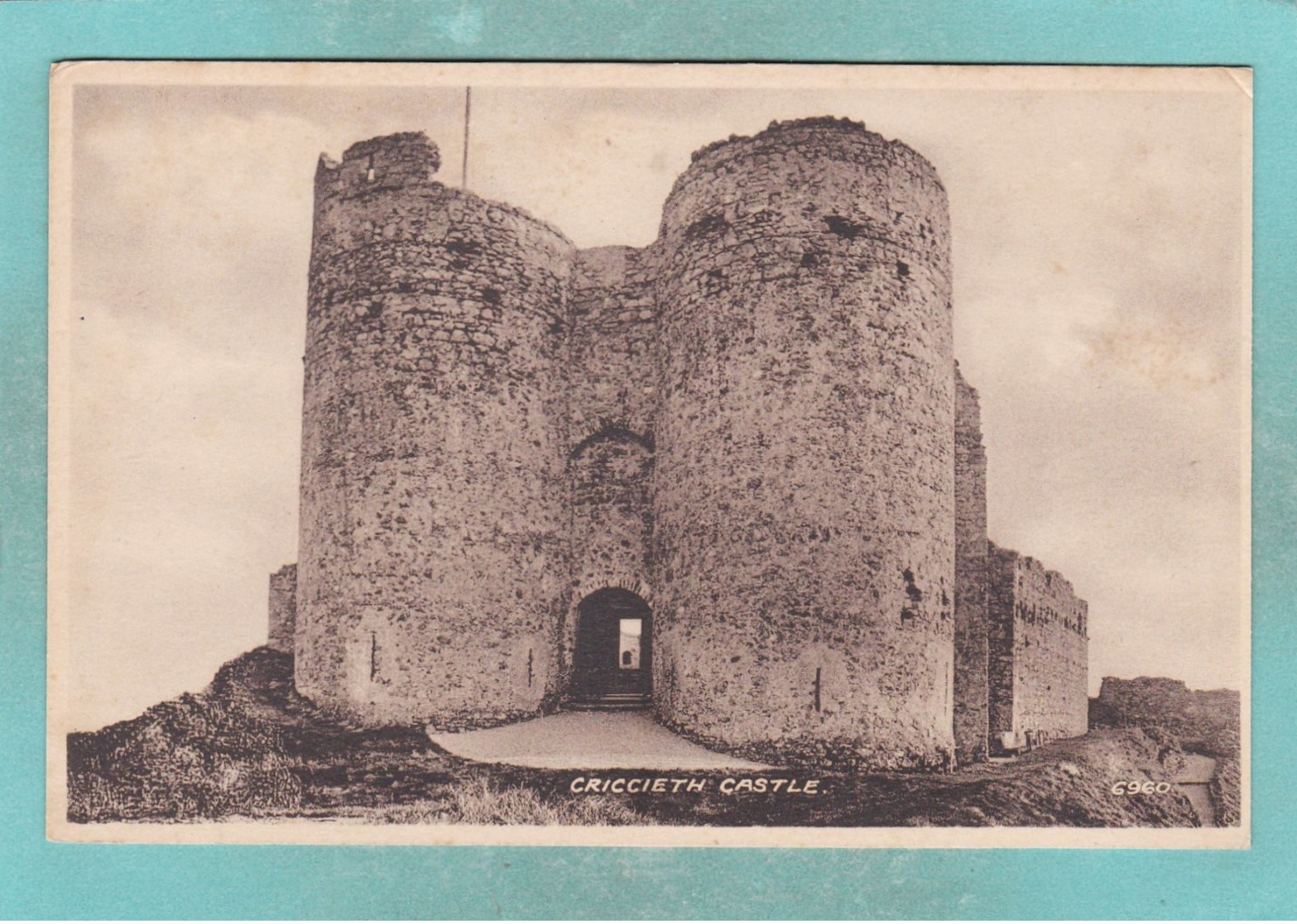 Small Post Card Of Criccieth Castle, Gwynedd,Wales,N83. - Other & Unclassified