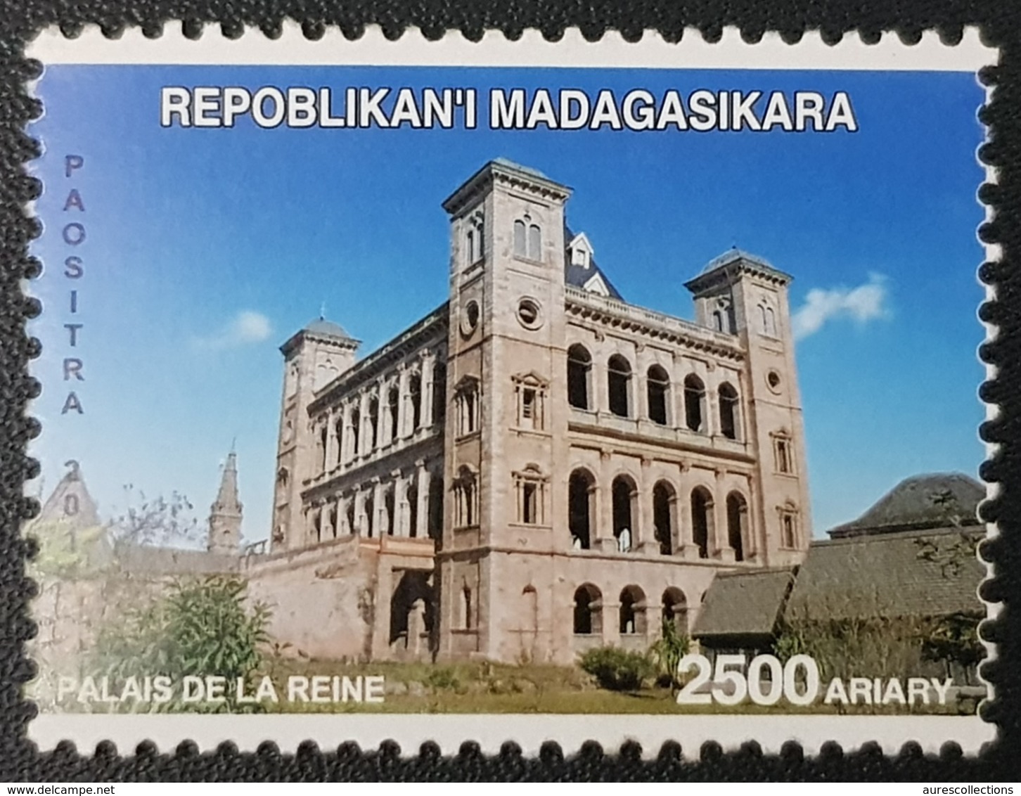 MADAGASCAR 2014 - MICHEL Mi. 2669 - RELATIONS CHINA ARCHITECTURE PALAIS DE LA REINE QUEEN PALACE - RARE MNH - Madagascar (1960-...)