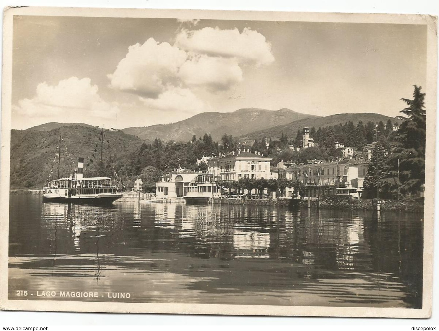 W5415 Luino (Varese) - Lago Maggiore - Panorama Con L'imbarcadero - Barche Boats Bateaux / Non Viaggiata - Luino