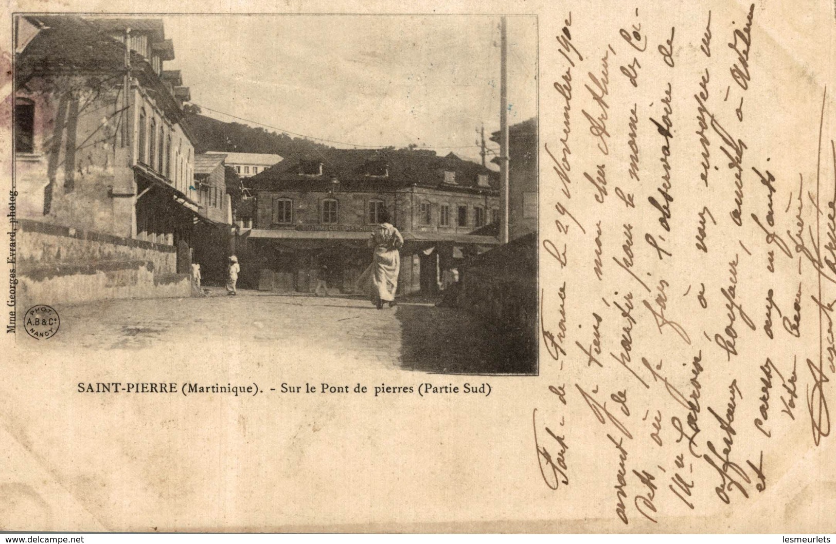 Cpa Martinique Saint St Pierre Sur Le Pont De Pierres (partie Sud) Mme Georges Evrard Photog - Autres & Non Classés