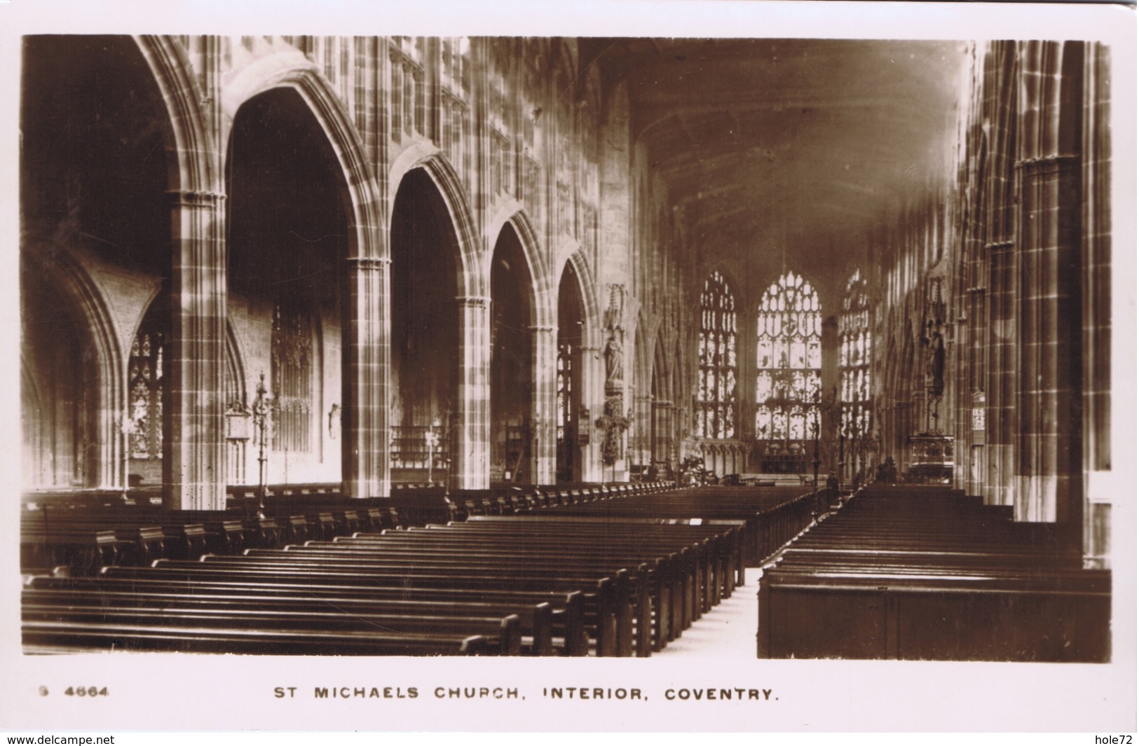 Coventry - St. Michael's Church - Interior - Coventry