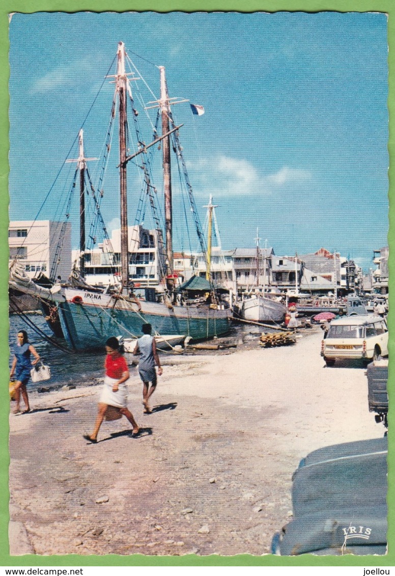 2 Belles CPSM GUADELOUPE POINTE à PITRE Place De La Victoire + Quai Submersible Citroen DS Break Animé - Sonstige & Ohne Zuordnung