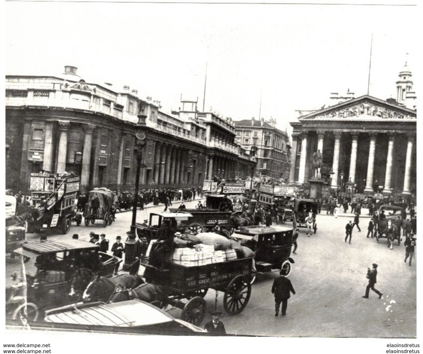 Photo Londres (Angleterre) - Début De Siècle - A Gauche La Banque D 'Angleterre, Au Centre La Bourse. - Non Classés