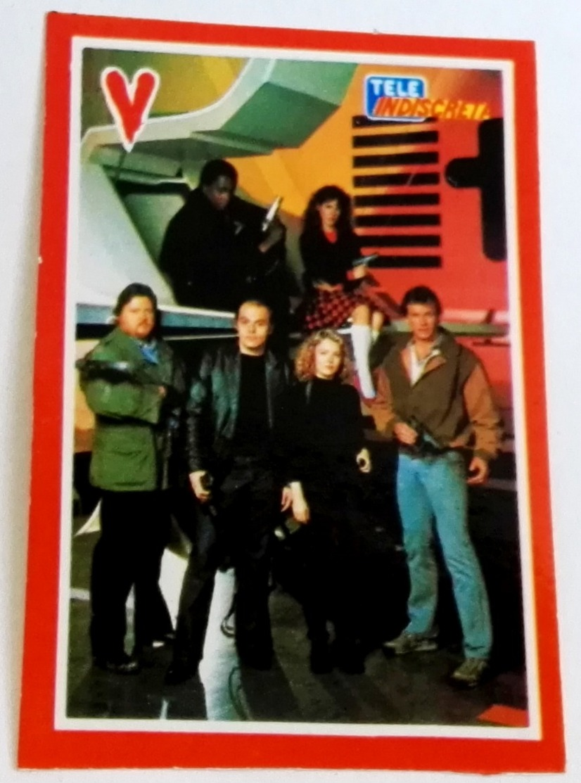 Ancien Autocollant - TELE INDISCRETA, Magazine - Personnages De La Série Télévisée Des Années 80, "V" - Pegatinas