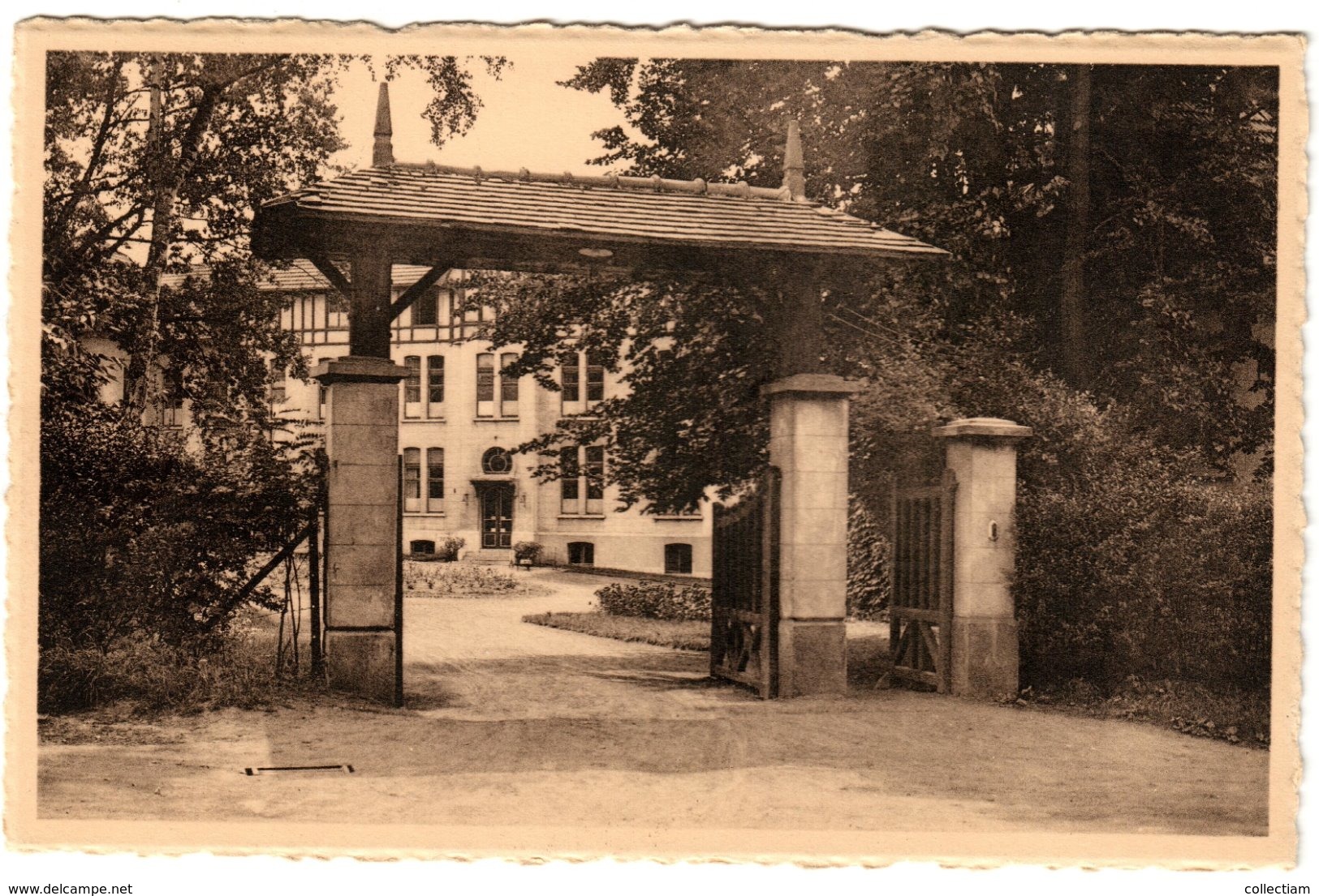 BUIZINGEN - Sanatorium Roos Der Koningin. Ingang - Halle