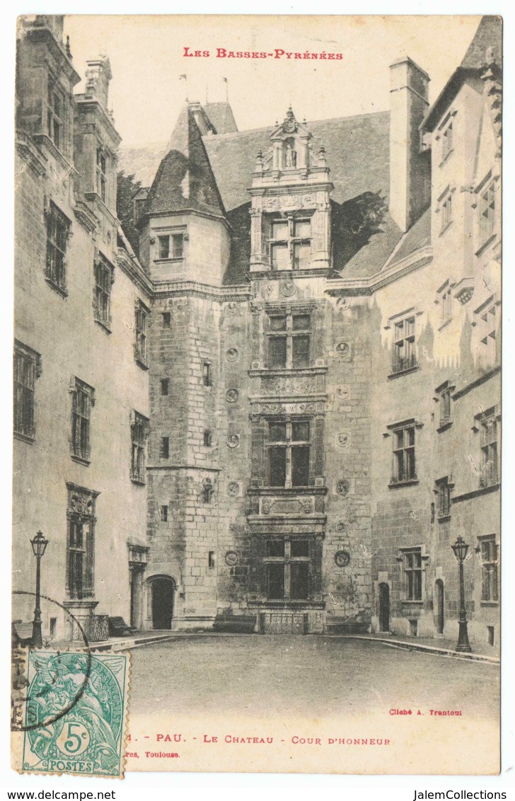 PAU Le Château Cour D'Honneur - Pau