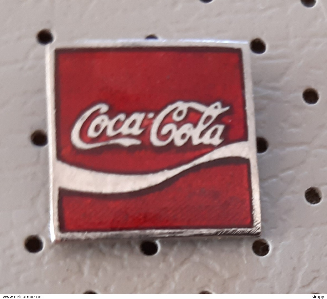 Coca Cola Logo Slovenia Vintage Enamle Badge Pin - Coca-Cola