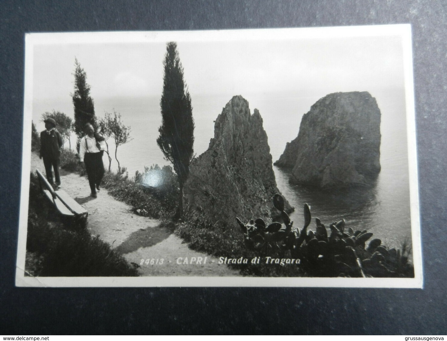 19968) CAPRI STRADA DI TRAGARA VIAGGIATA 1937 - Napoli (Naples)