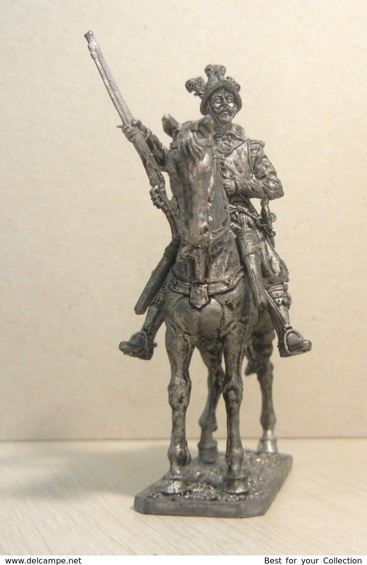 * Tin Soldier ! Horse European Warrior (scale 1:32 Size ) №8 - Tin Soldiers