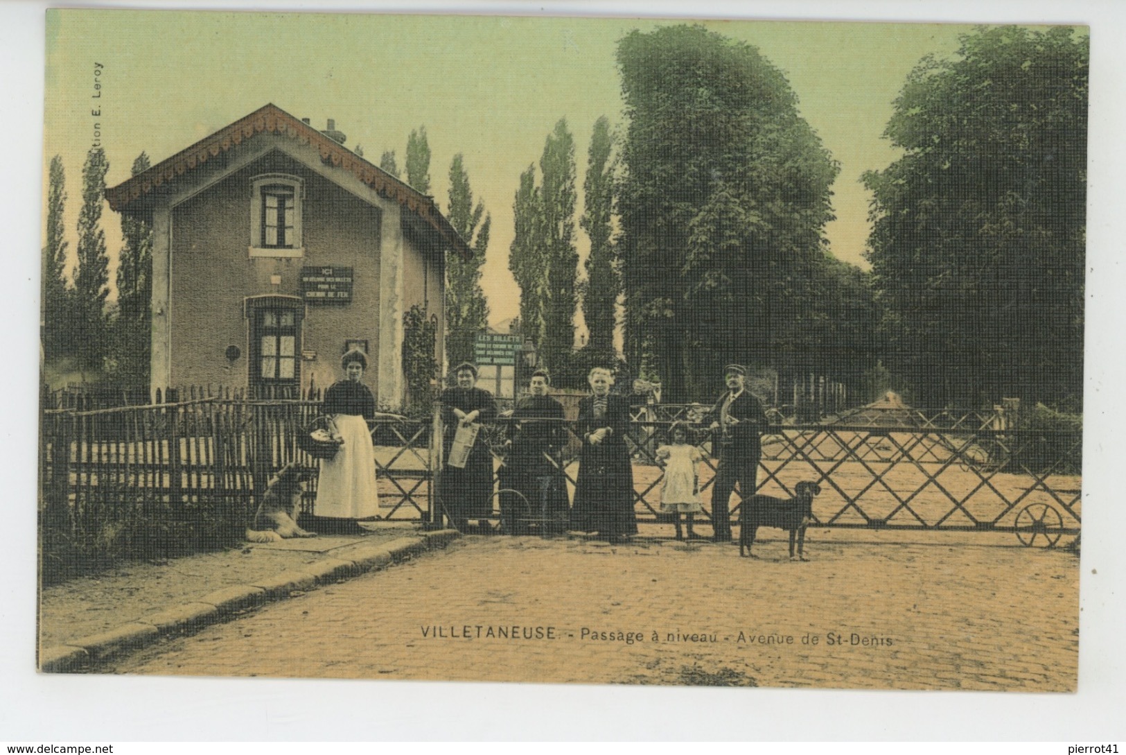 VILLETANEUSE - Passage à Niveau - Avenue De Saint Denis (belle Carte Toilée ) - Villetaneuse