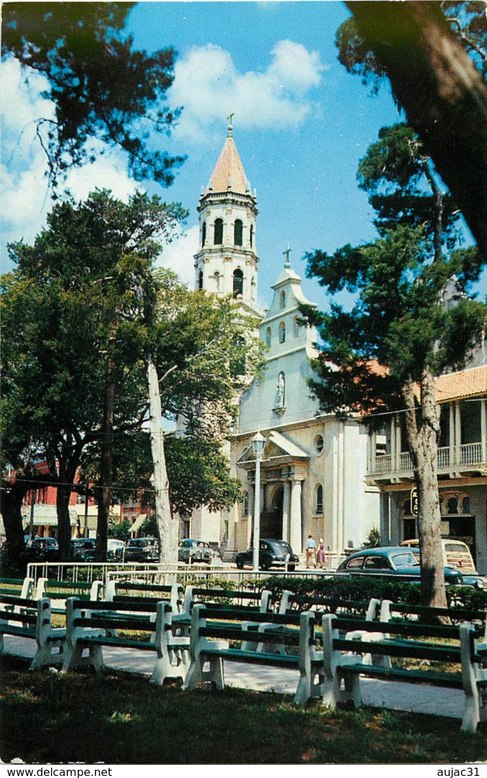 Etats-Unis - Florida - St Augustine - The Old Cathedral - Voitures - Automobile - état - St Augustine