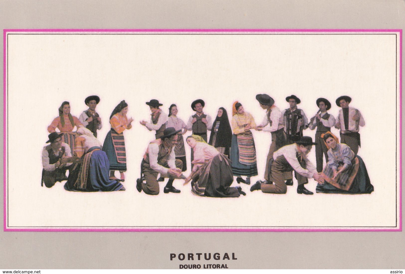 Portugal -costumes -folclore  8 Postais Com Nºs  (1-2-3-4-7-8-10-11 ) Alguns Com Vestigios De Umidade - Otros & Sin Clasificación