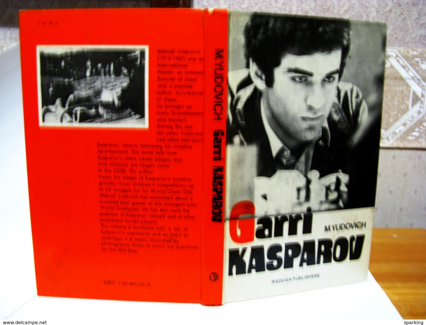 Chess Garri Kasparov His career in chess by Mikhail Yudovich 1988