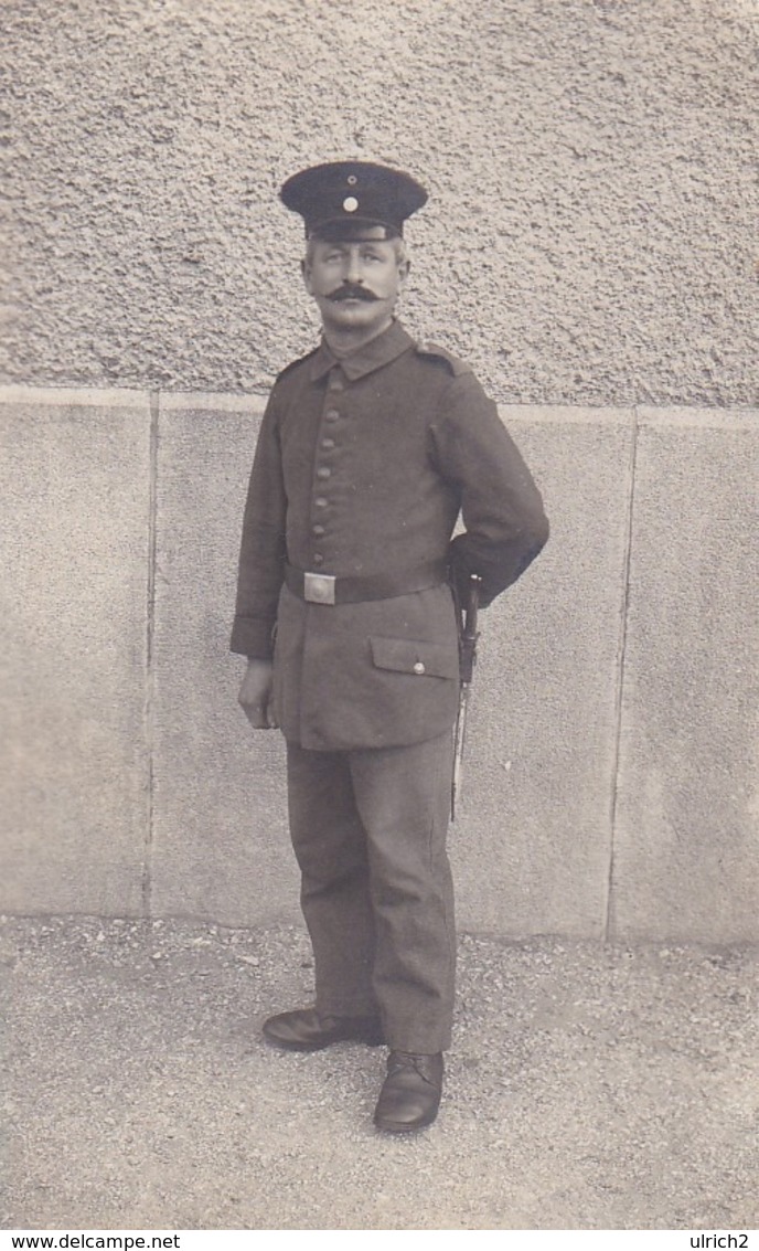 AK Foto Deutscher Soldat Mit Bajonett - 1. WK (44711) - Weltkrieg 1914-18