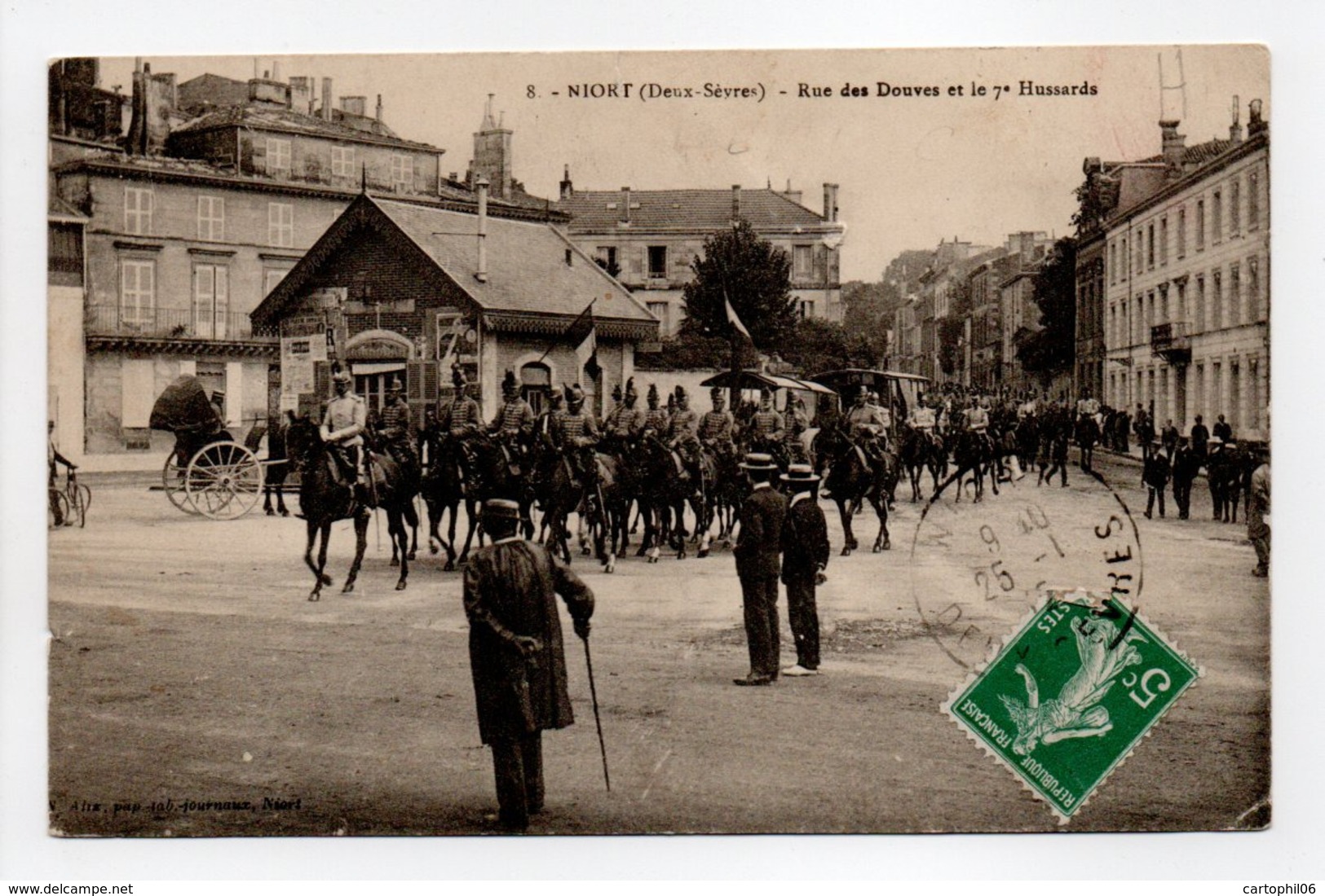 - CPA NIORT (79) - Rue Des Douves Et Le 7e Hussards 1912 (belle Animation) - Edition Alix N° 8 - - Niort