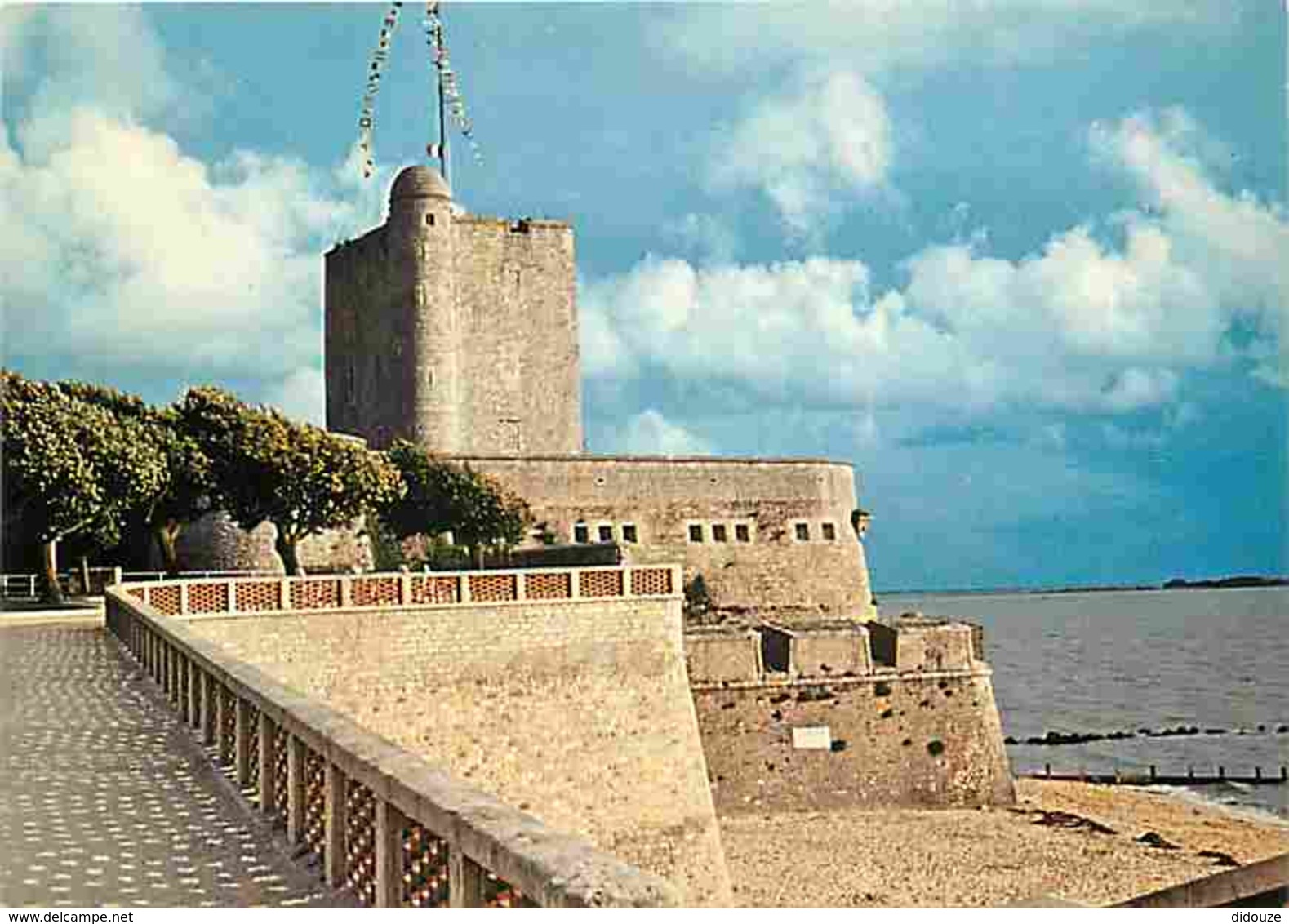 17 - Fouras - Le Sémaphore - Voir Scans Recto-Verso - Fouras-les-Bains