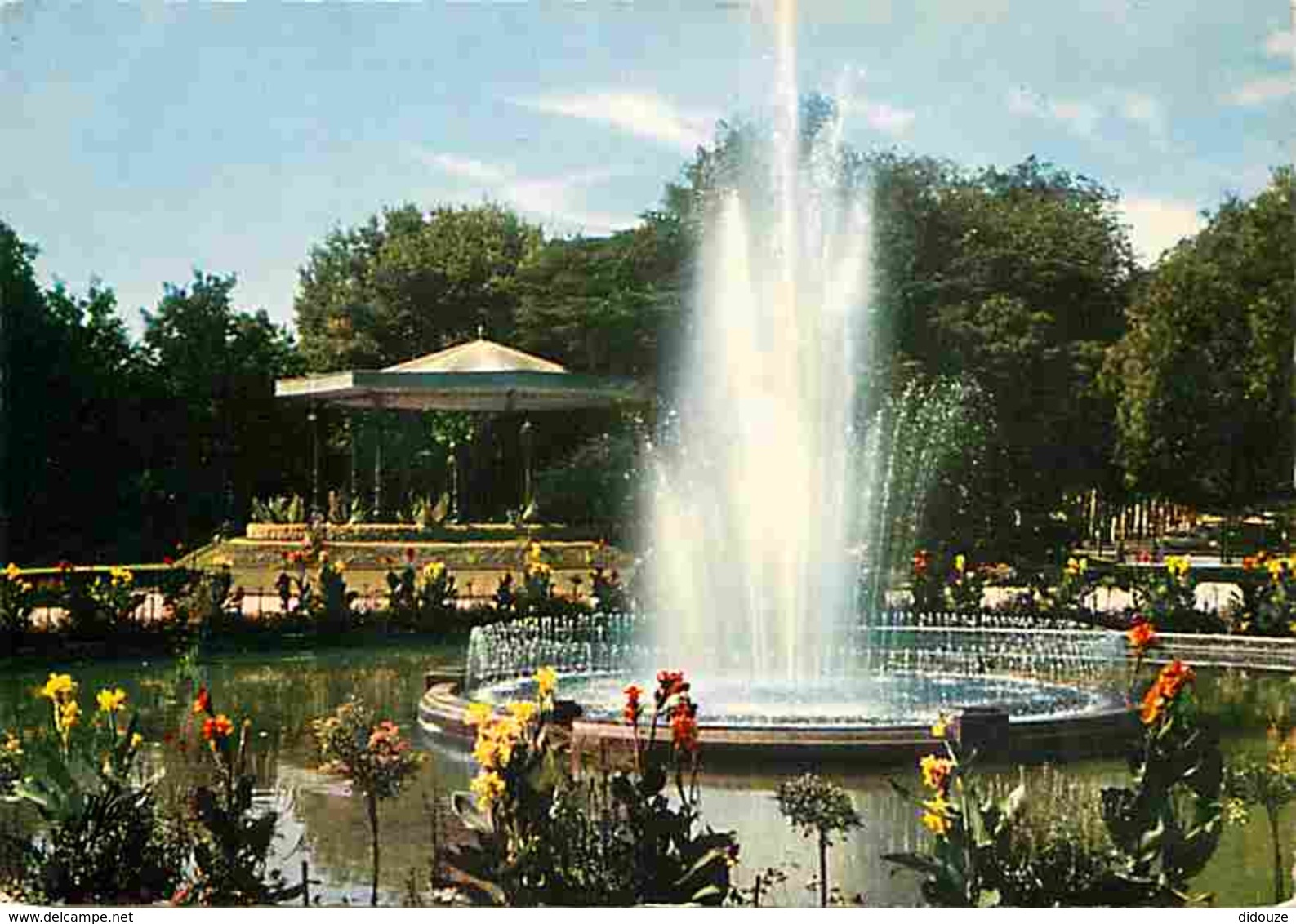 31 - Toulouse - Le Jet D'eau Du Jardin Du Grand Rond - Fleurs - Voir Scans Recto-Verso - Toulouse