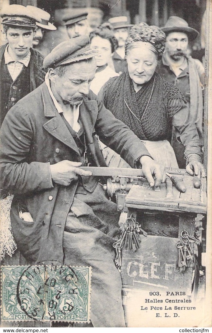 CPA FRANCE 75 "Paris, Petits Métiers, Halles Centrales, Le Père La Serrure" - Petits Métiers à Paris